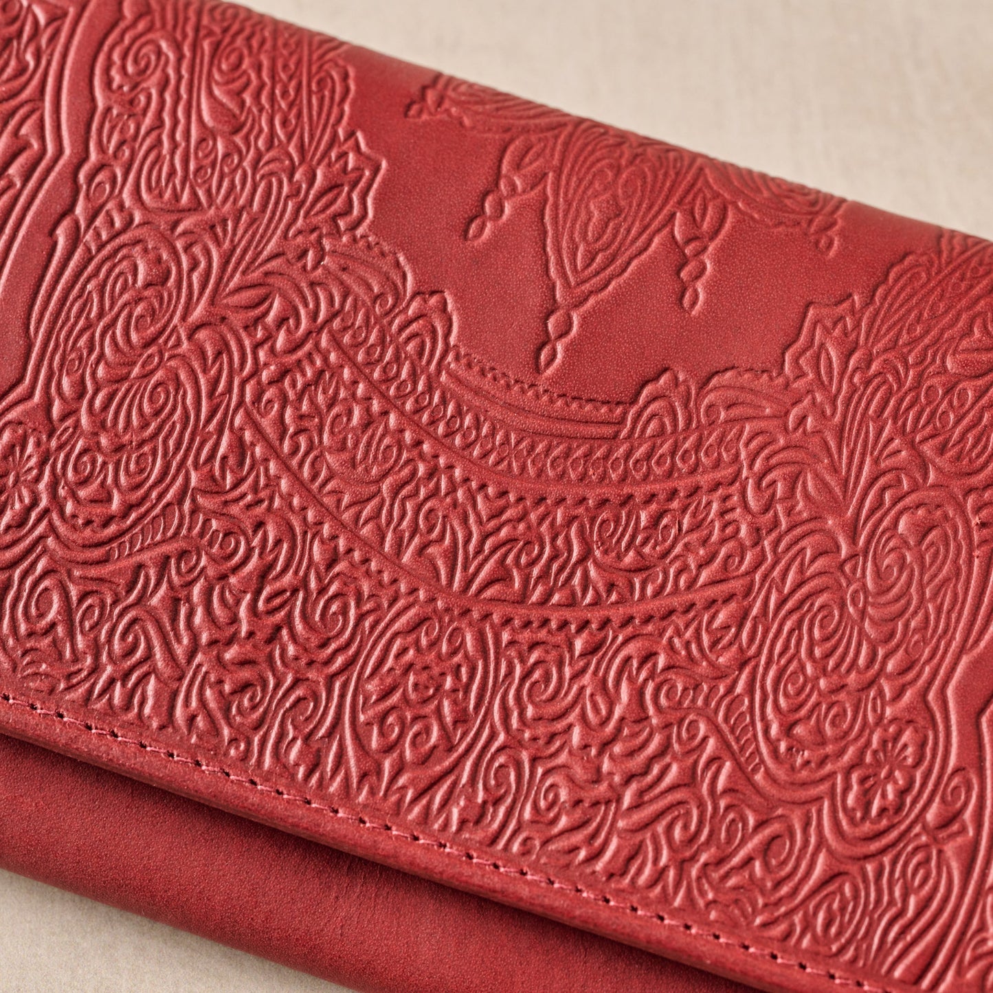 Wallet long embossed leather 7.5Wx4 red