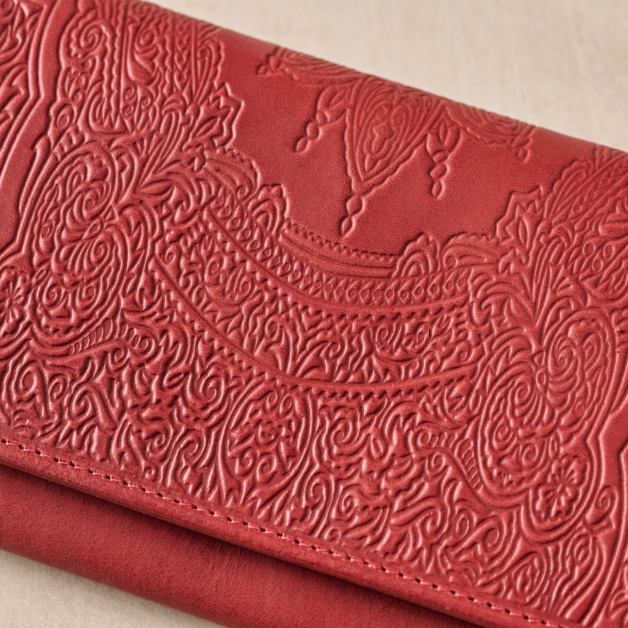 Wallet long embossed leather 7.5Wx4 red