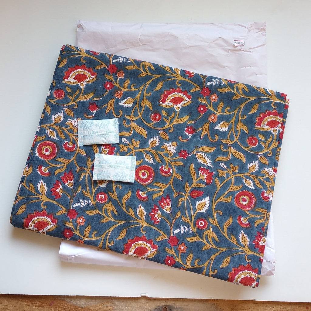 Tablecloth floral cotton 90x60 teal/red/olive