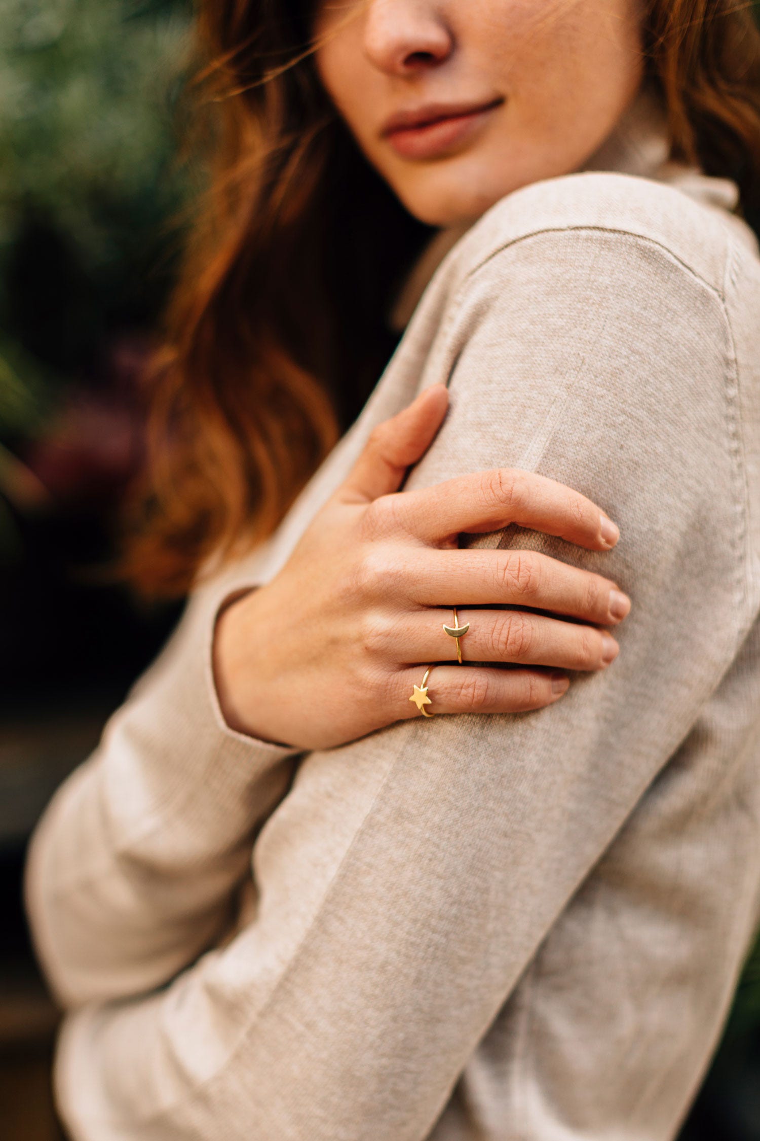 Ring crescent moon M/3 metal gold color