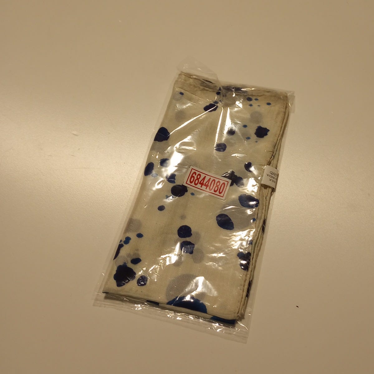 Scarf ink splatters silk 70x13 white/blue