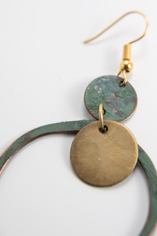 Earrings hoop/disc oxidized copper 2.75L br/green
