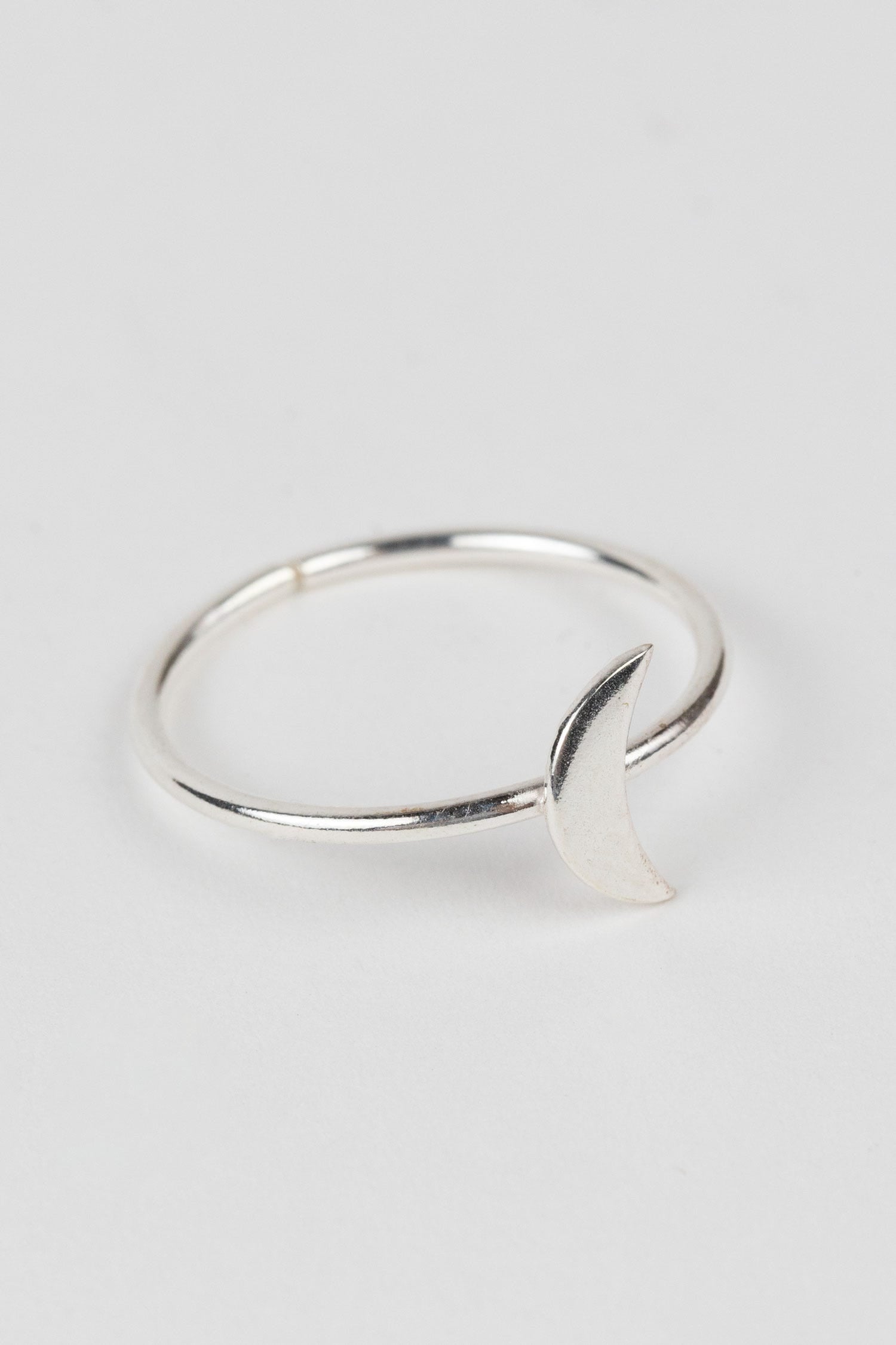 Ring silver crescent moon M/3 metal adj silv color