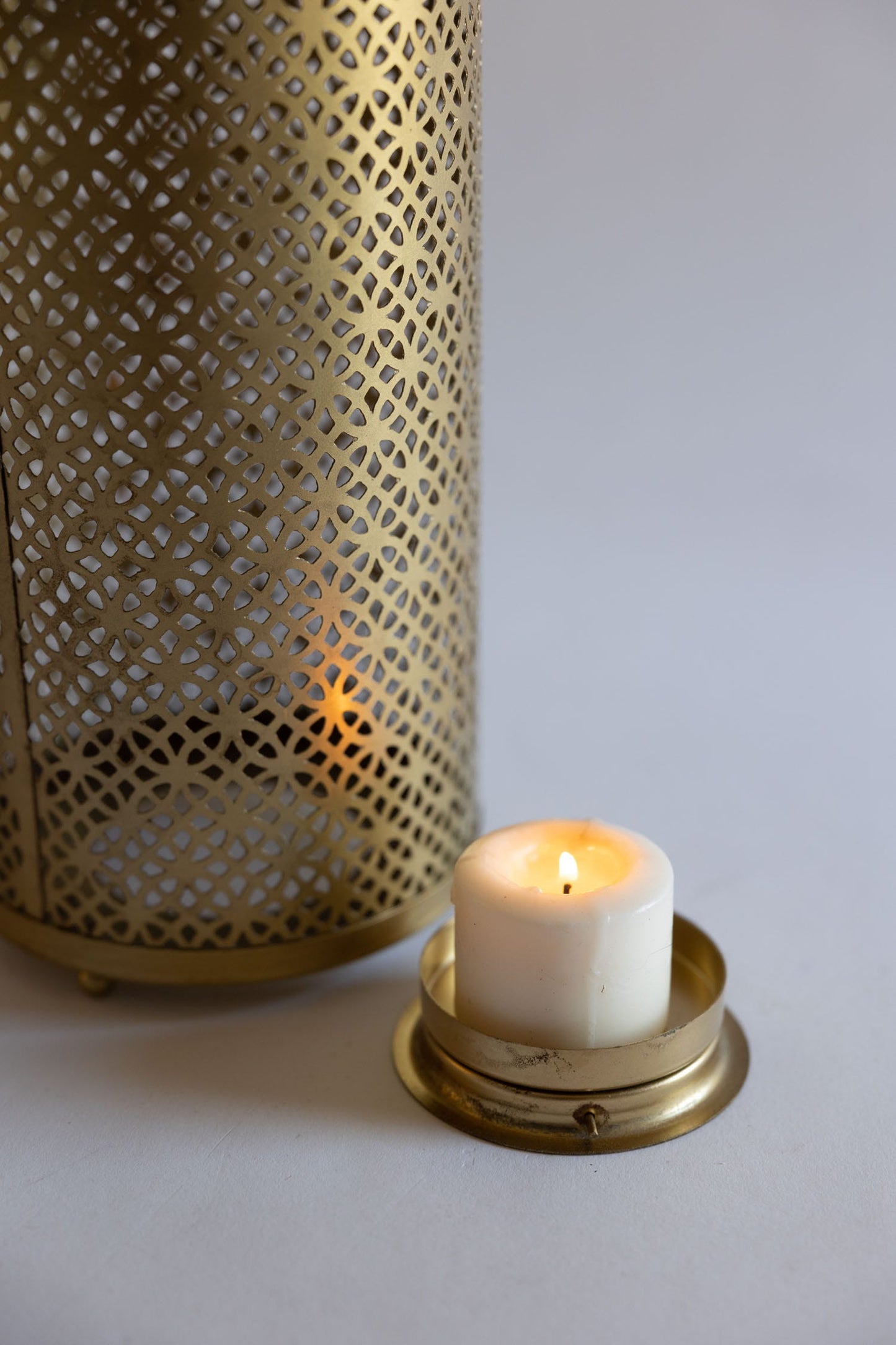 Lantern round w/turret iron 5.5Dx15H gold