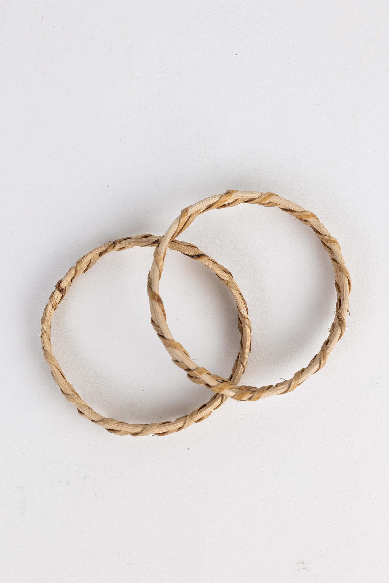 Bracelets s/2 narrow woven cane .5W tan