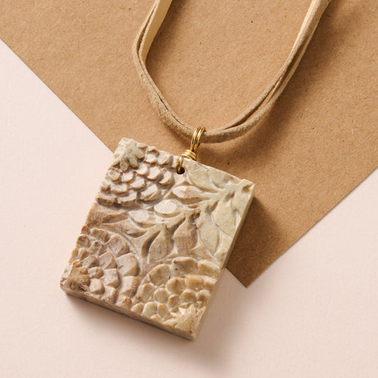 Tarasa Gorara Stone Pendant Necklace