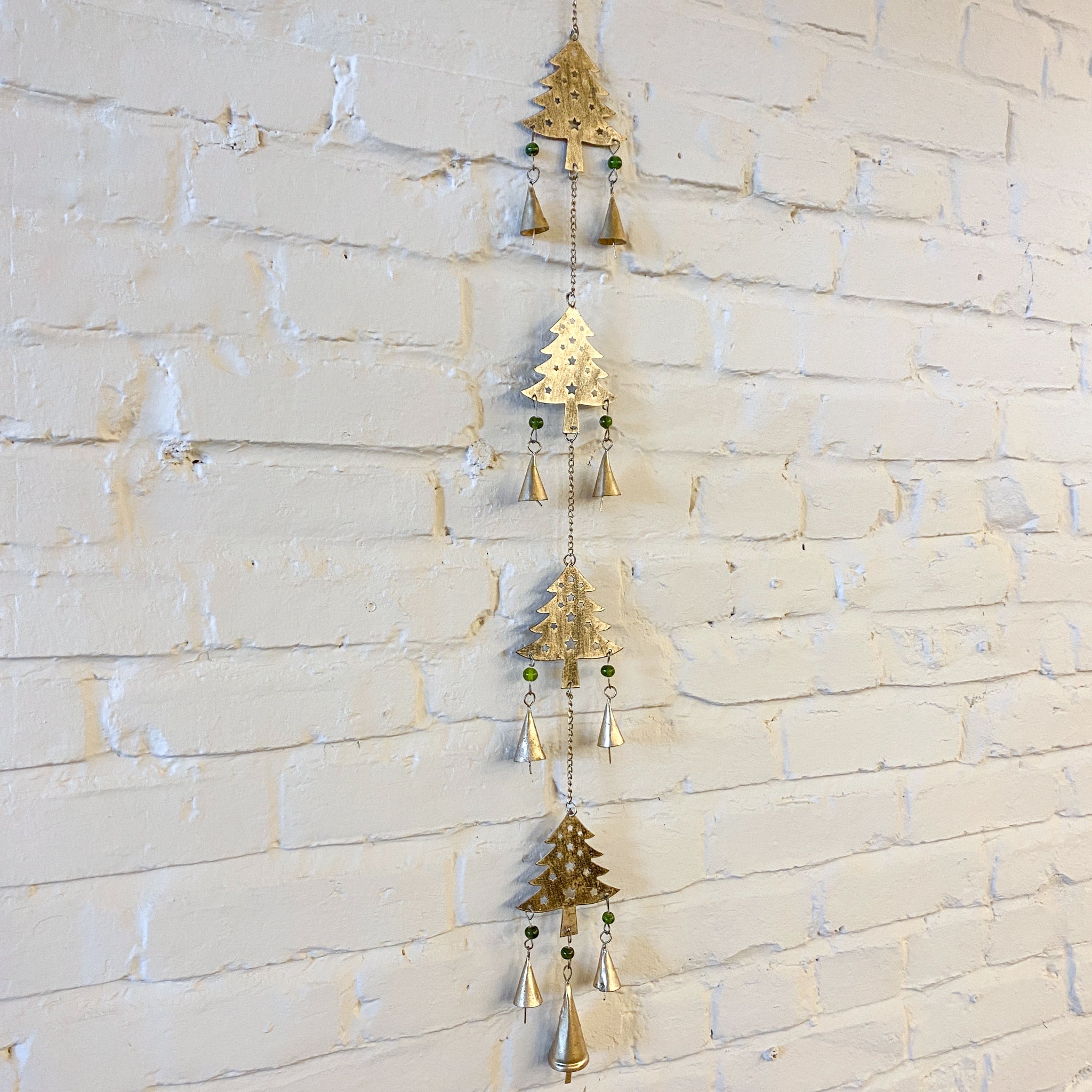 Chime four trees recycled iron/glss 35L brss/grn