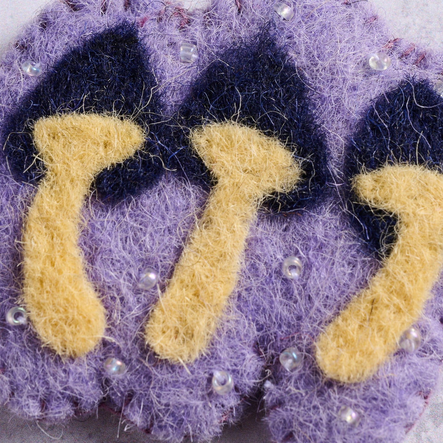 Ornament mushrooms M/3 wool felt 3Wx2 prpl/blu