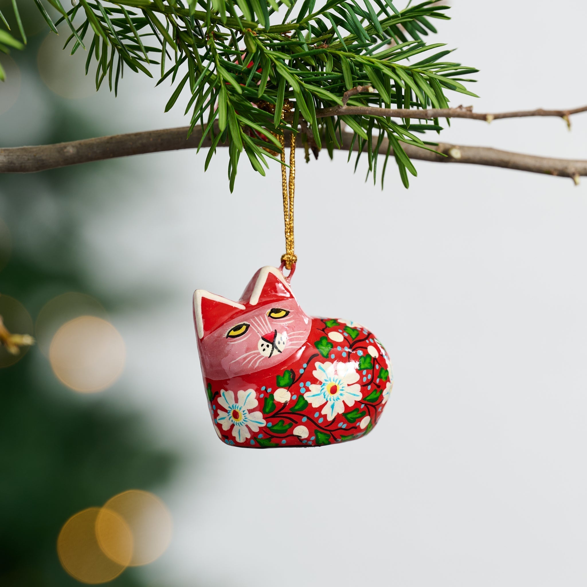 Ornament cat M/3 painted paper mache 2W red/multi