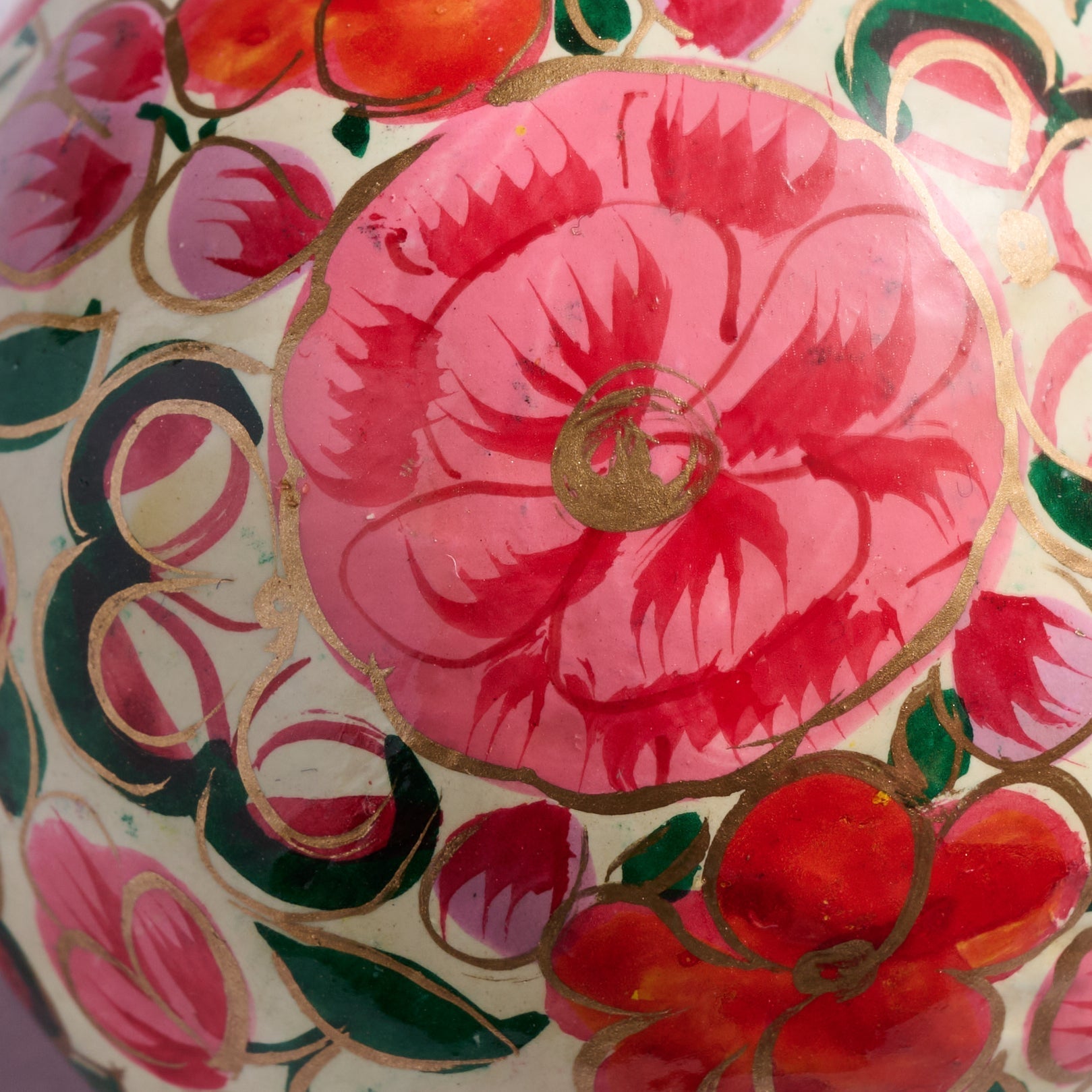 Ornament ball flrl M/3 pntd paper mache 2.5D multi