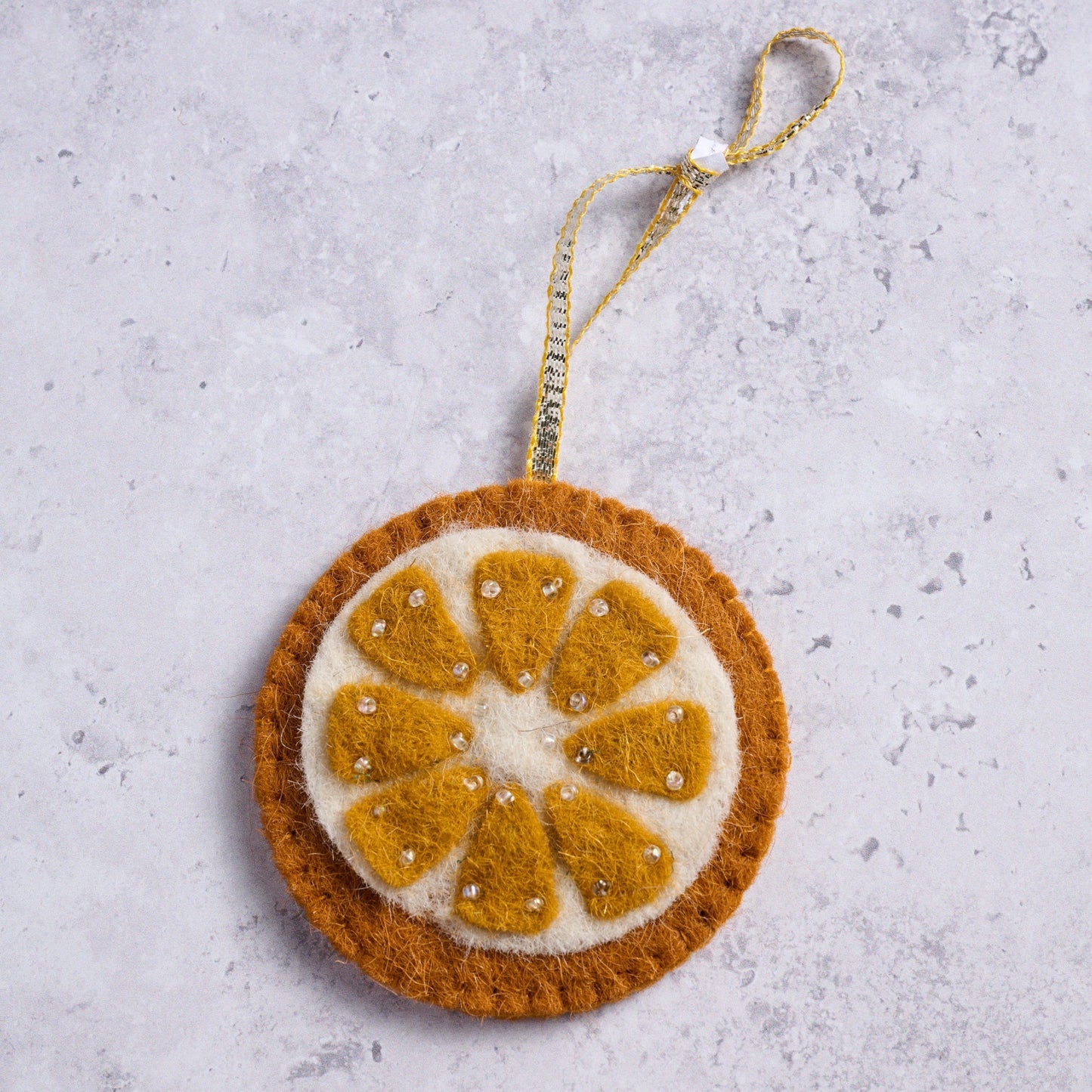 Ornament orange slice M/3 wool felt 3D orng/crm