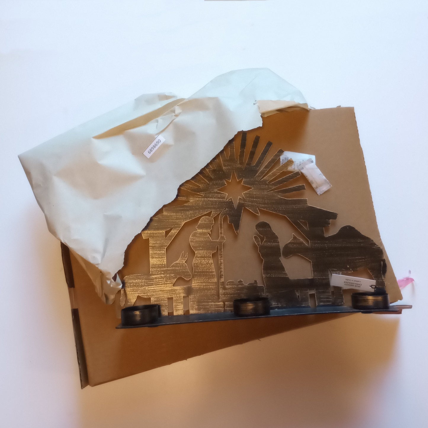 Nativity candleholder cutout iron 12Wx9H blk/gold