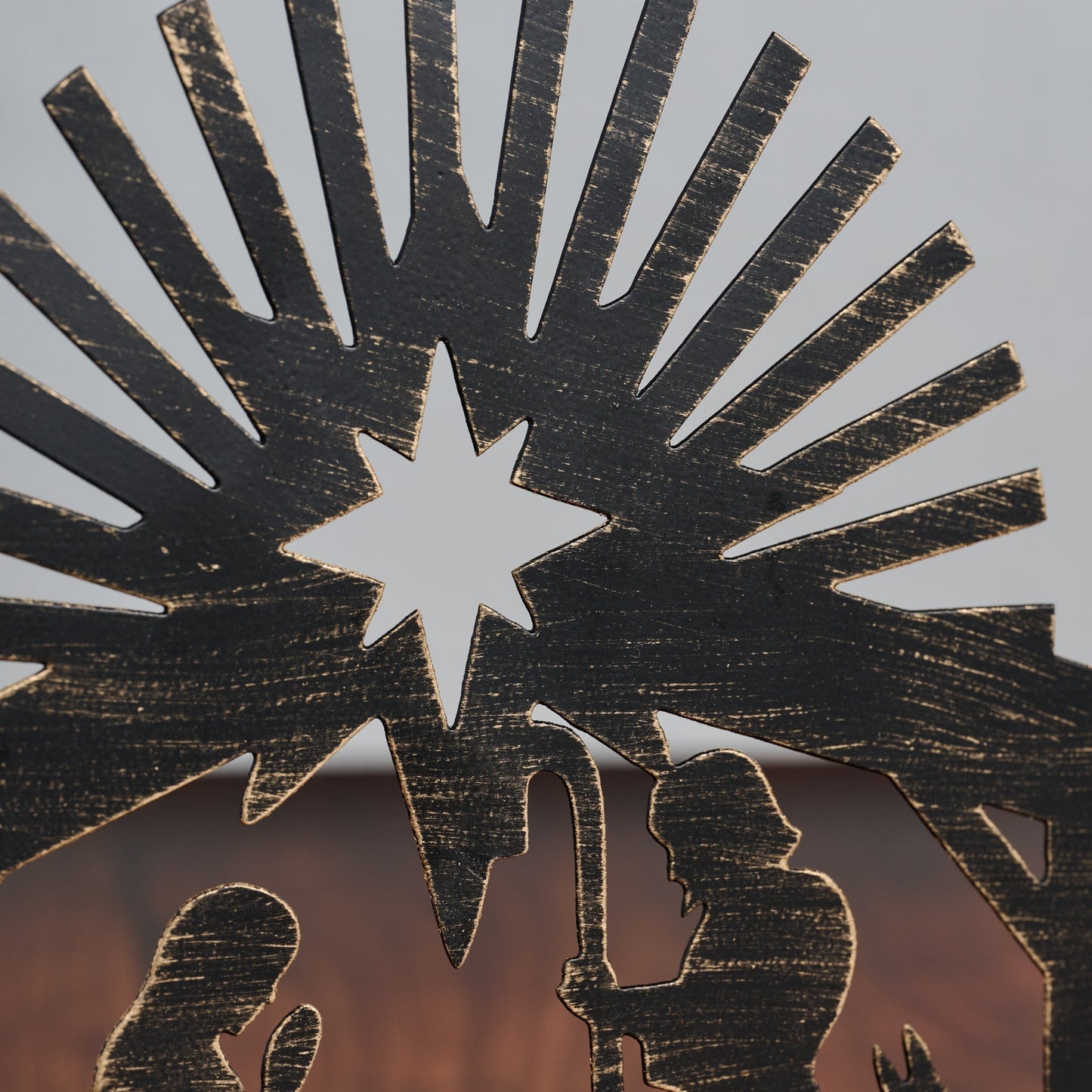 Nativity candleholder cutout iron 12Wx9H blk/gold