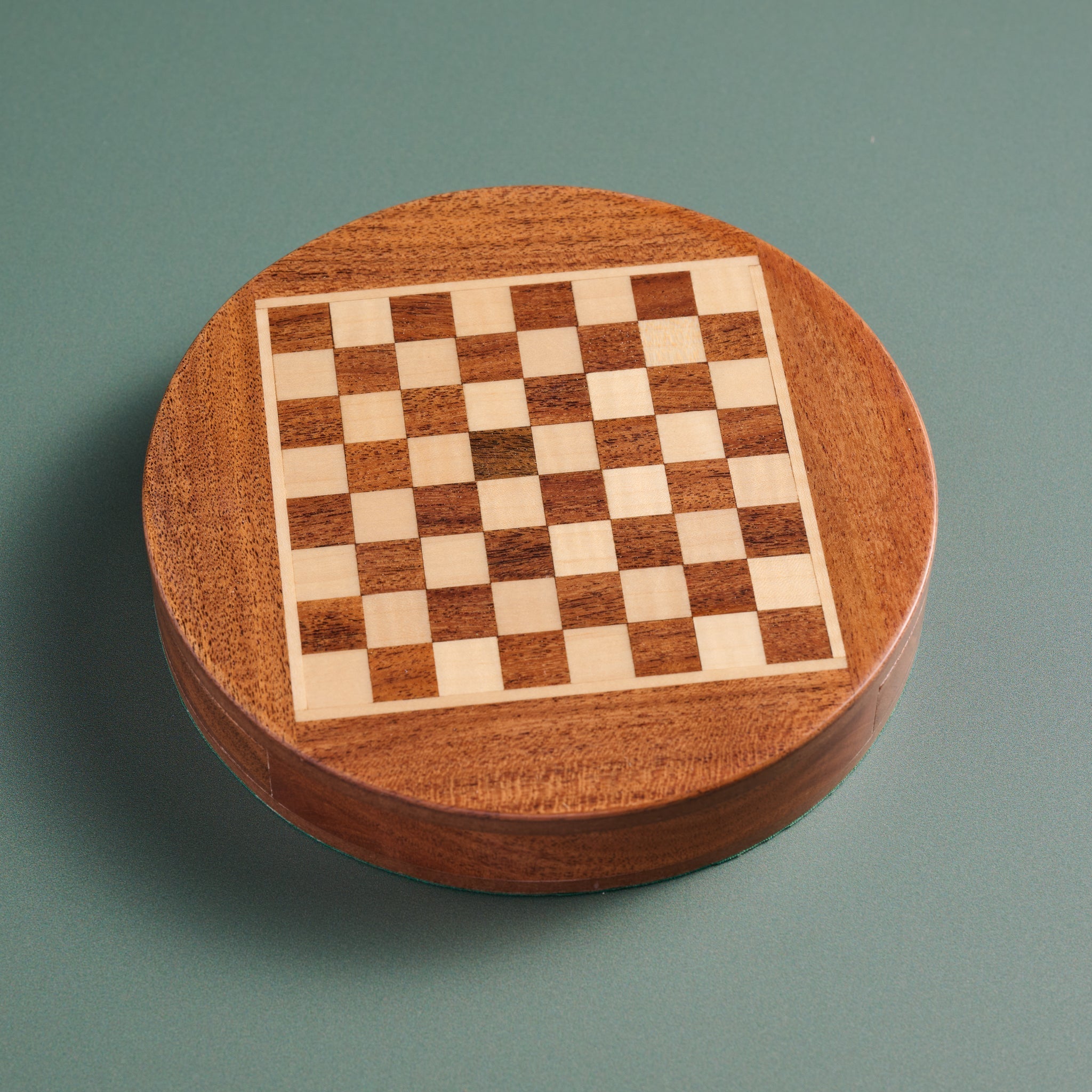 Chess round magnetic acacia/haldu wd 6D brn