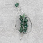 Necklace green leaf pend brass/stone 23L silv/grn