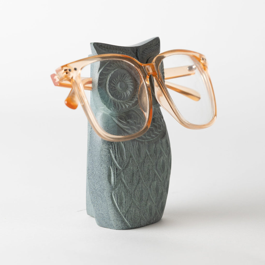Eyeglass holder owl palewa stone 2.5Wx4.5H gray