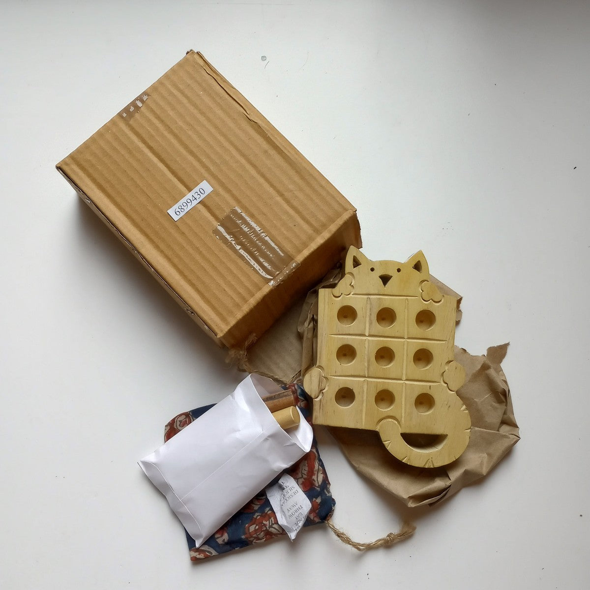 Game tic-tac-toe cat wd/cttn 5.5Lx4.5W nat/asst