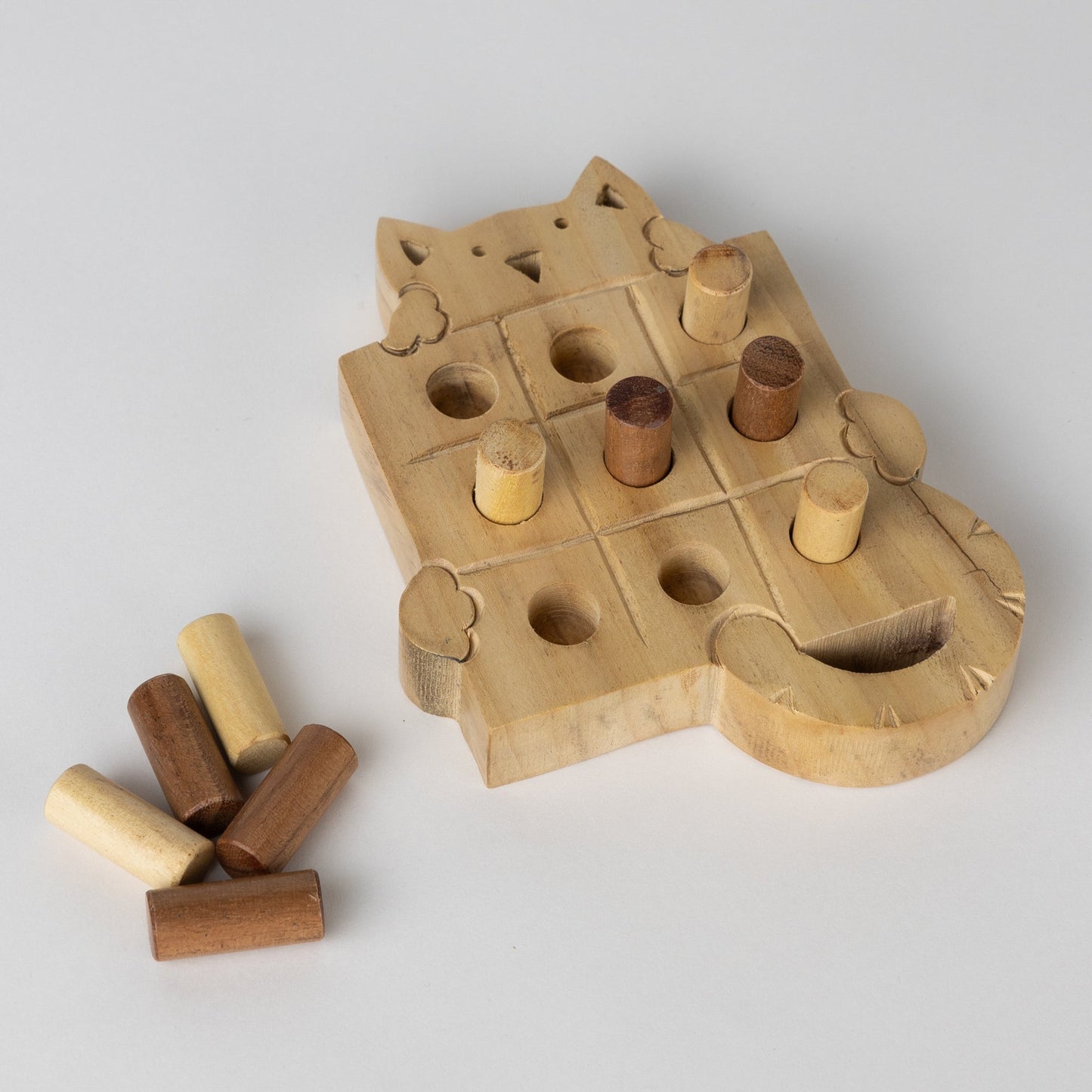 Game tic-tac-toe cat wd/cttn 5.5Lx4.5W nat/asst