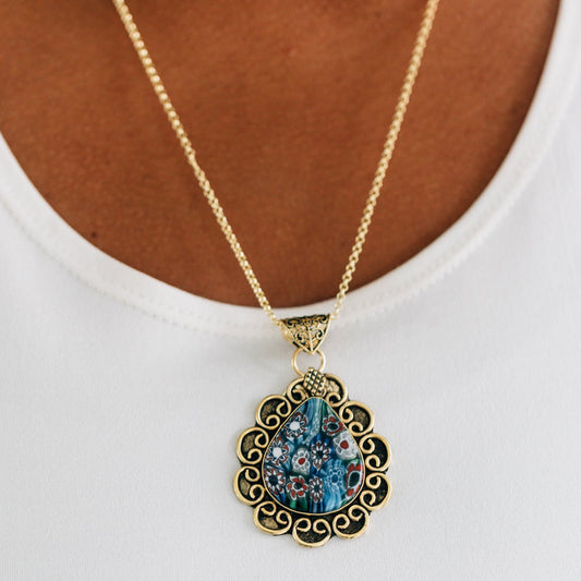 Necklace flrl pend pear brss/glss 20L br/blu/grn