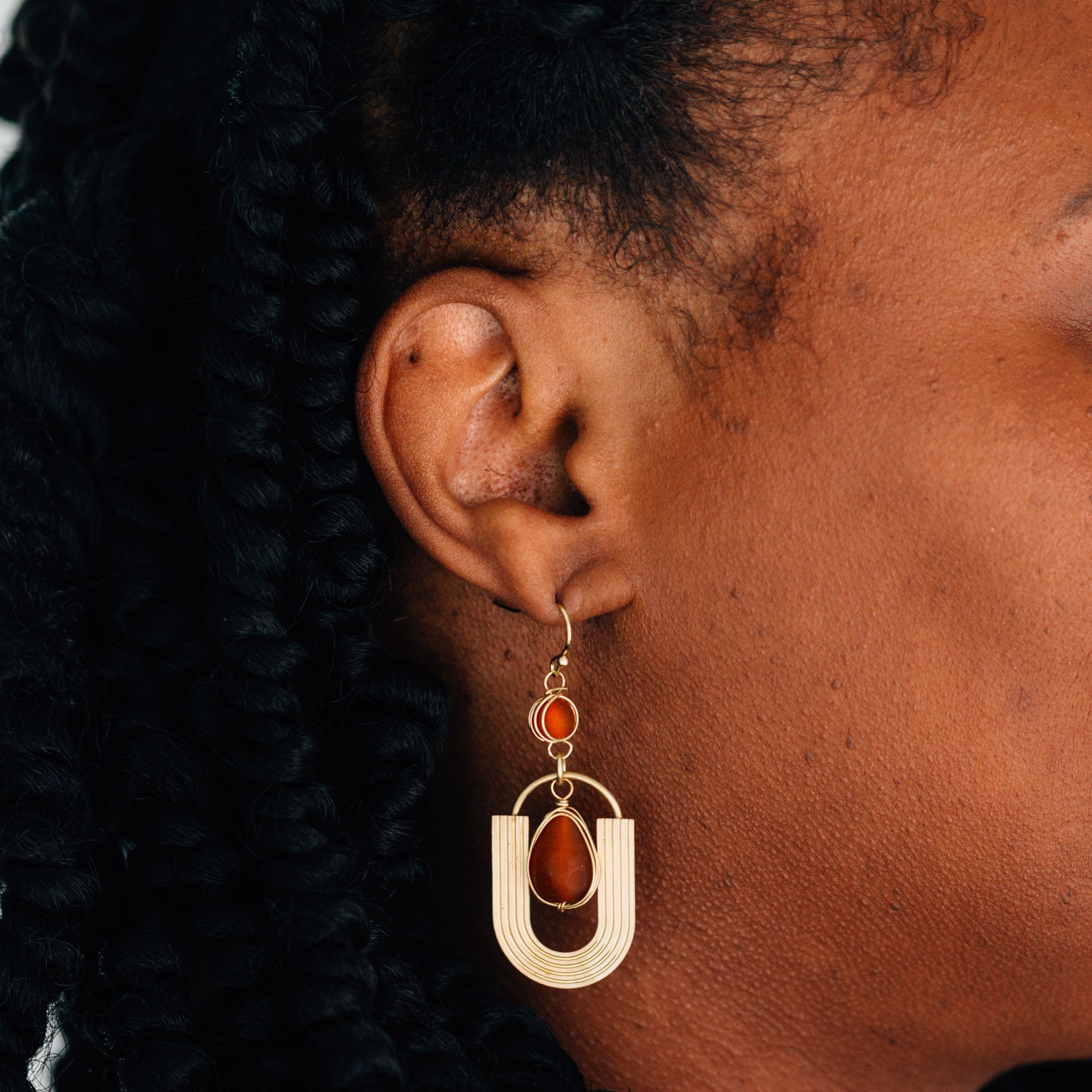 "Adi" Retro U-shped Drop Earrings