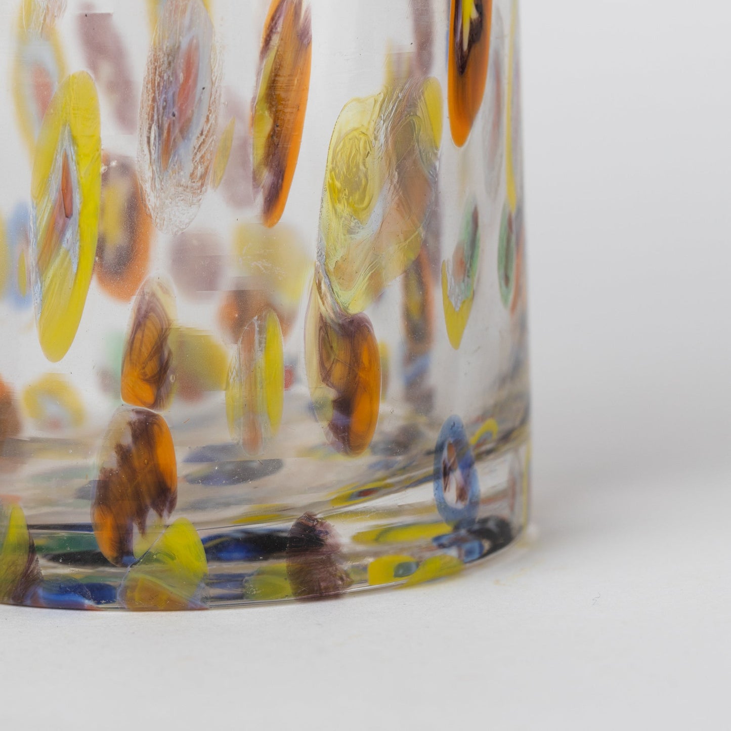Glass spots f/8oz M/2 cheena glass 3Dx4 clear/mult