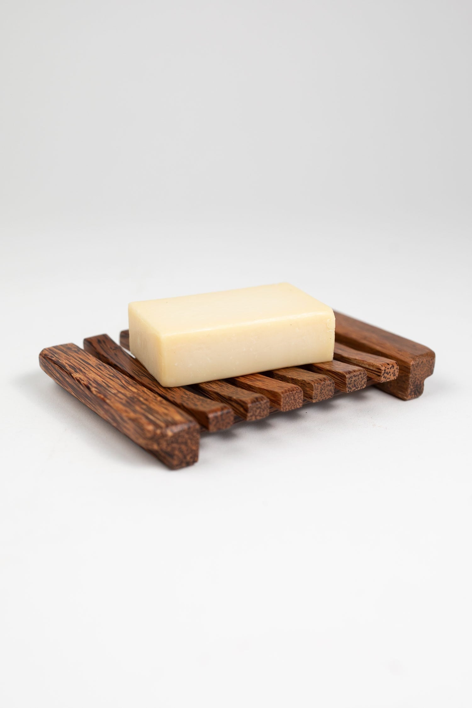 Soap dish slatted coconut wood 6Lx4W brown