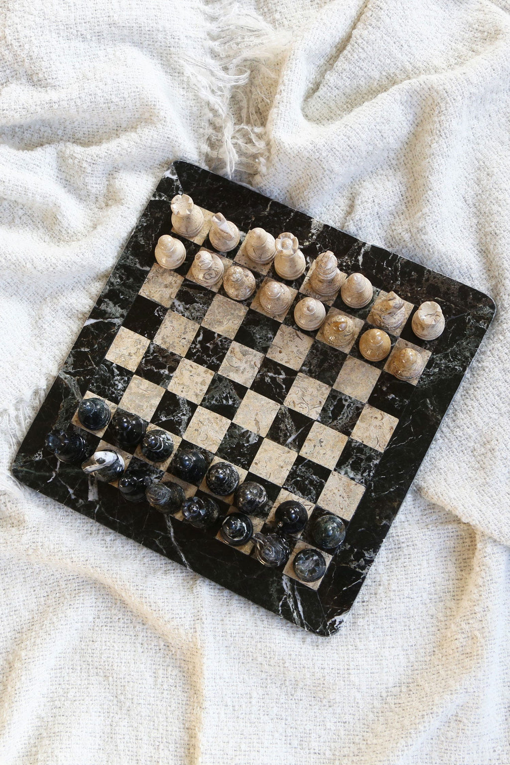 Chess set w/box coral/zebra stn