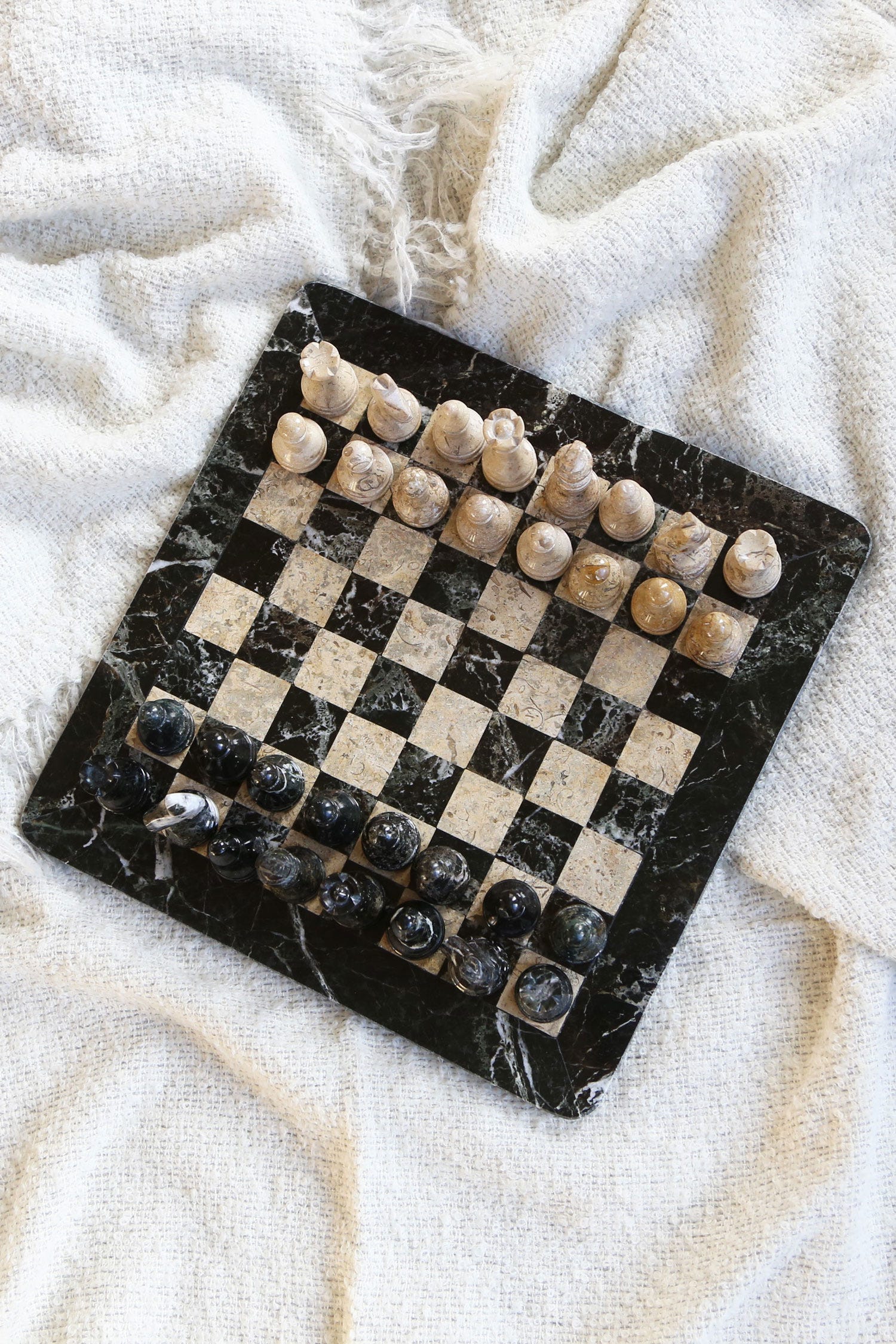 Chess set w/box coral/zebra stn