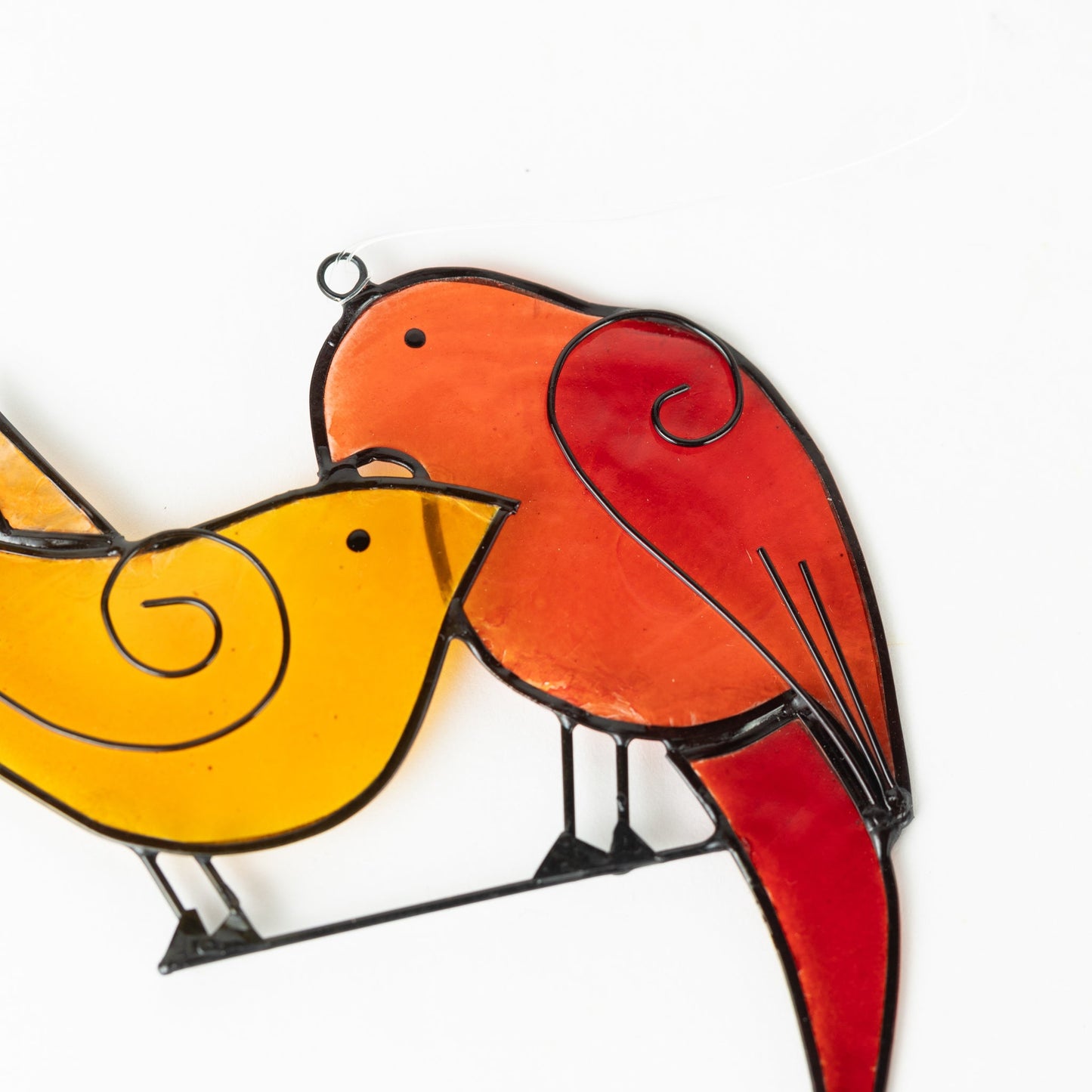Suncatcher love birds capiz/mtl 4Wx5H orng/red