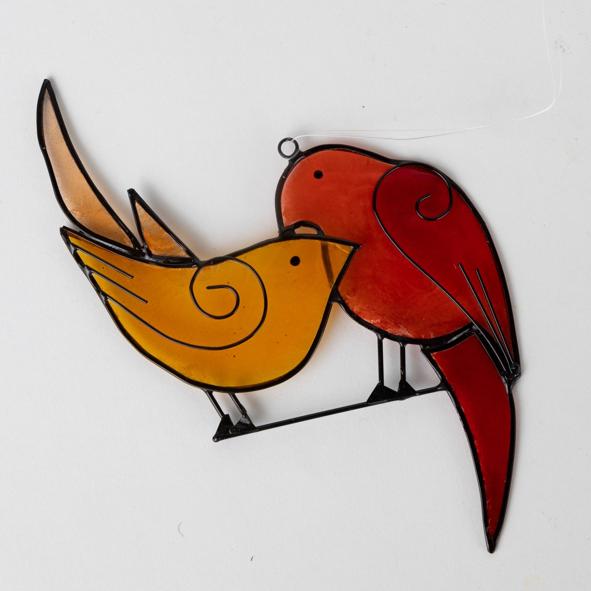 Suncatcher love birds capiz/mtl 4Wx5H orng/red