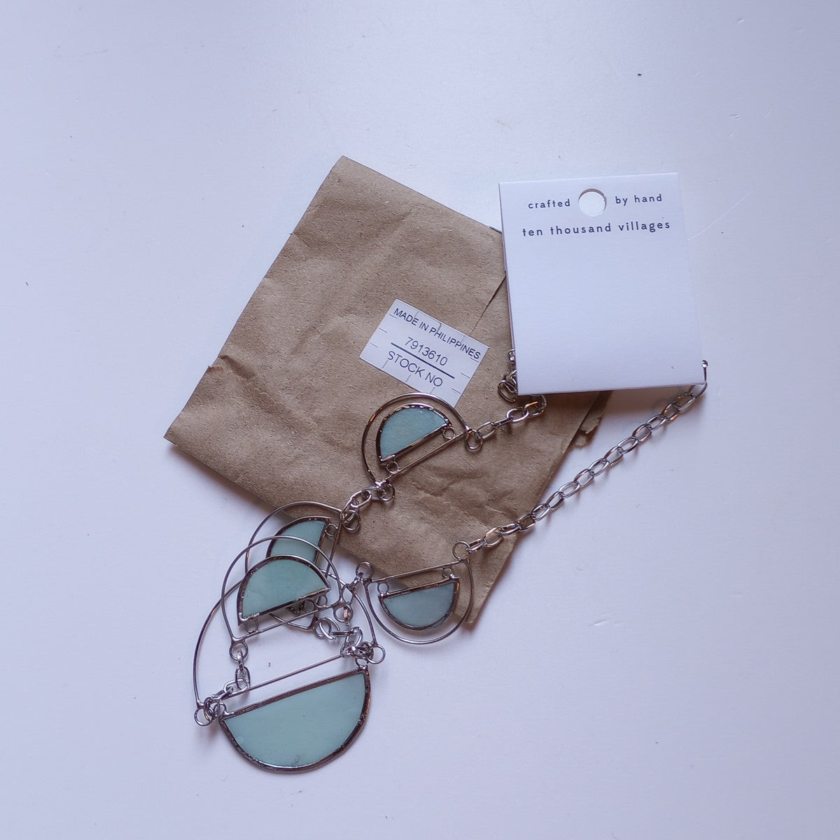 Necklace 5 semicircles capiz/mtl 19.5L light green
