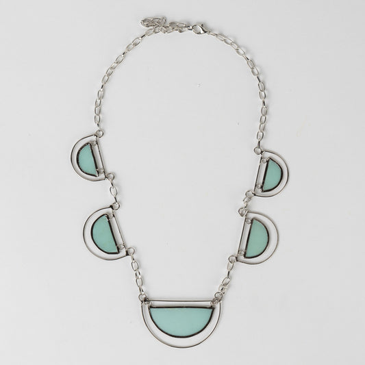 Necklace 5 semicircles capiz/mtl 19.5L light green