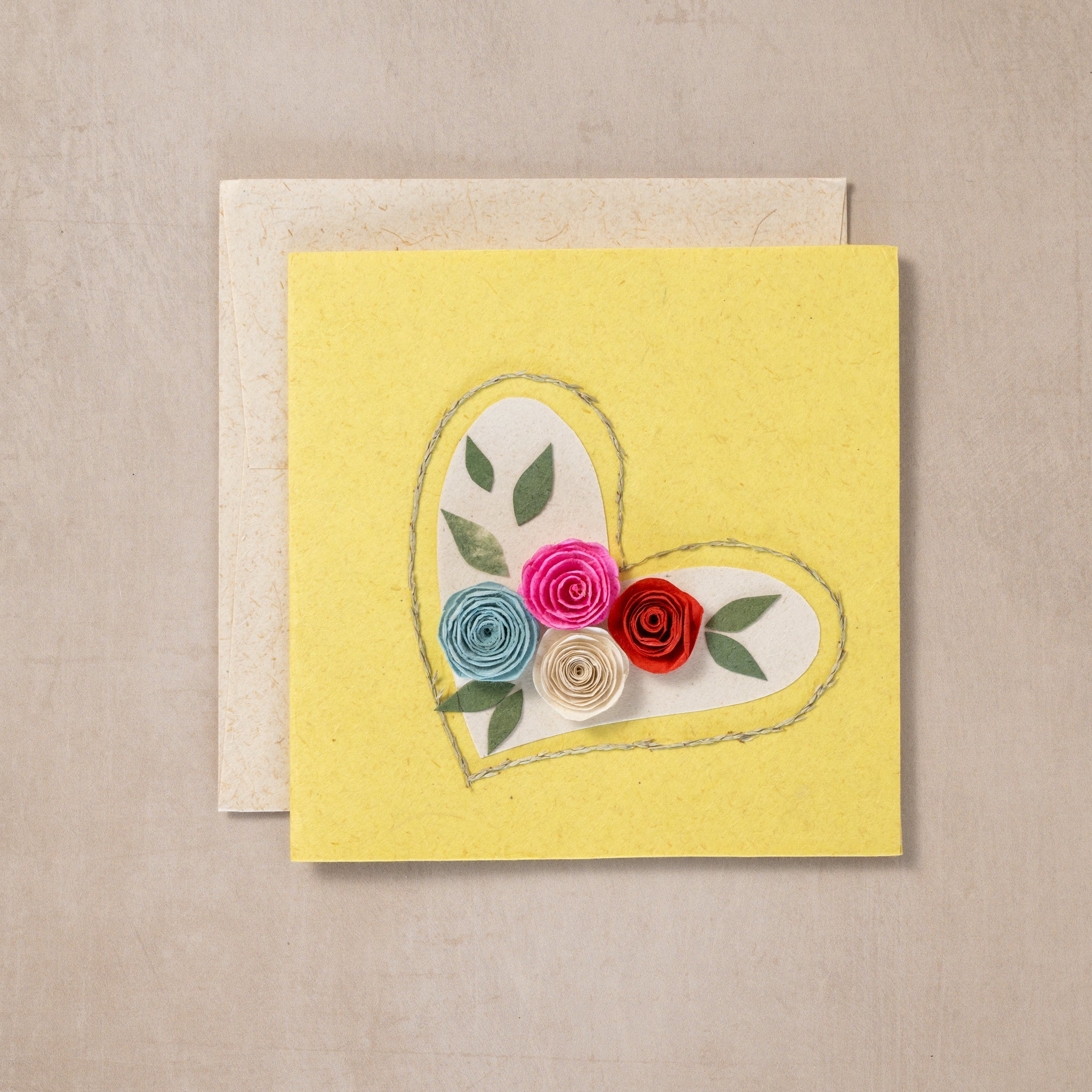 Card 3D flowers in heart M/3 ppr/leaves 5.5sq