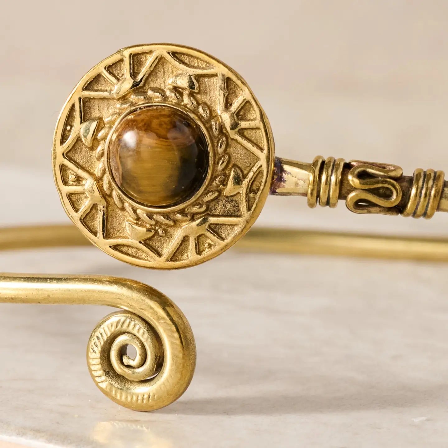 Bracelet, Brass and Agate Stone "Siya"