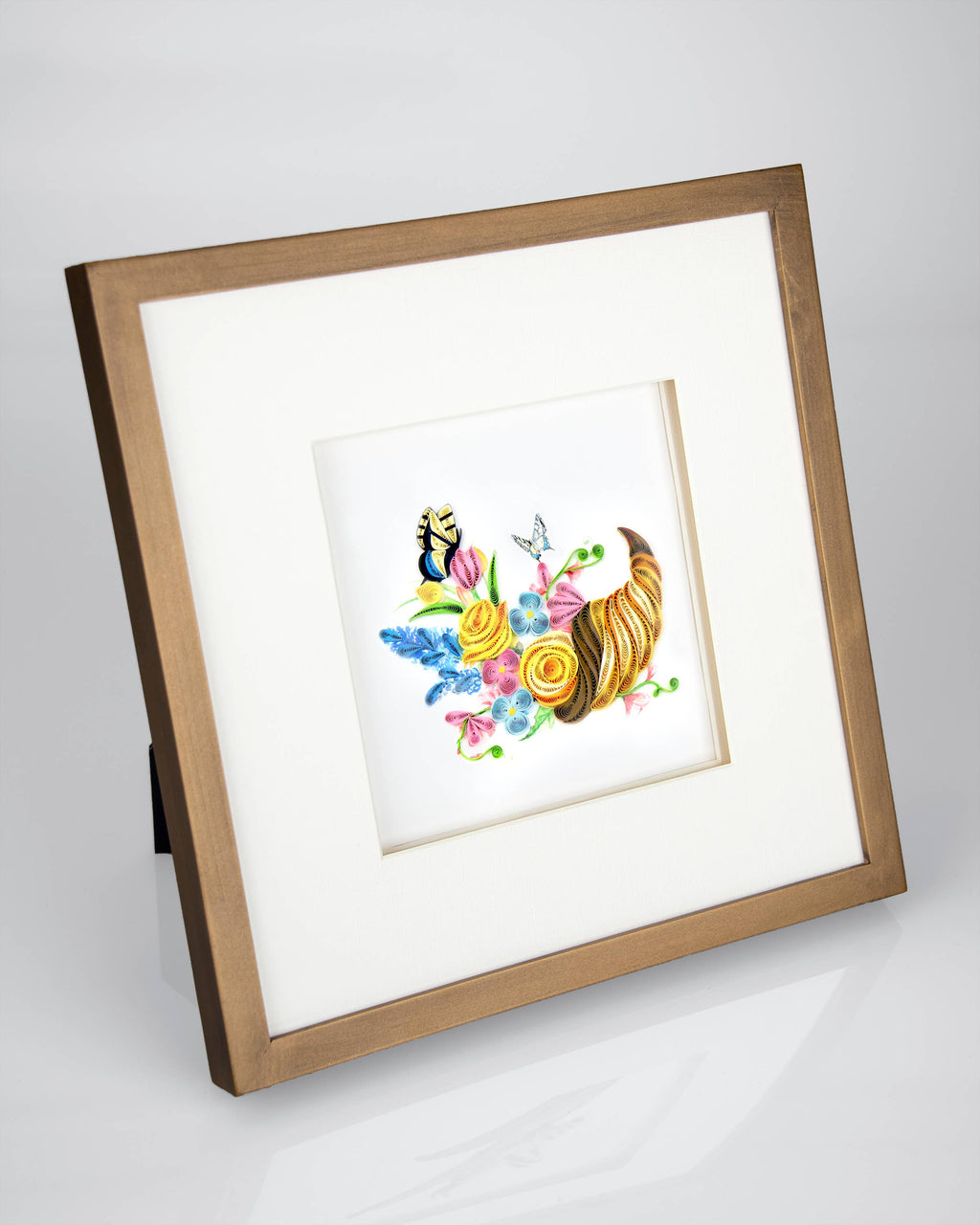 Quilled Greeting Card, "Spring Cornucopia"