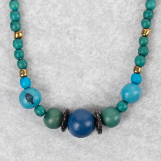 Necklace beaded cttn/acai/tagua 33L grn/blu