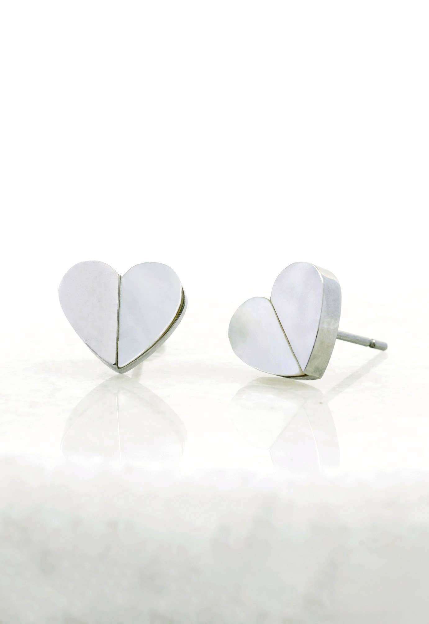 "Give Hope" Earrings in Silver and Mother of Pearl