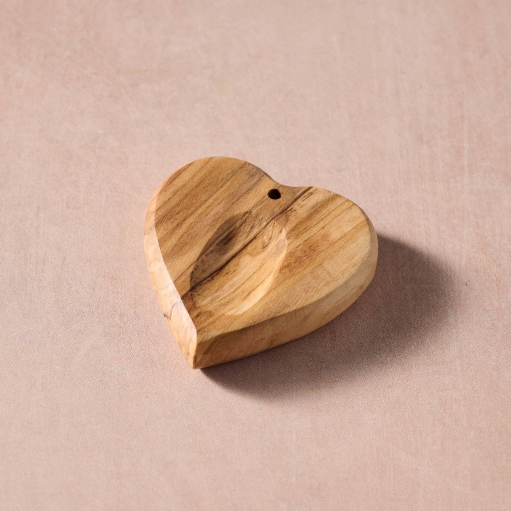 Hubb Olive Wood Pocket Heart