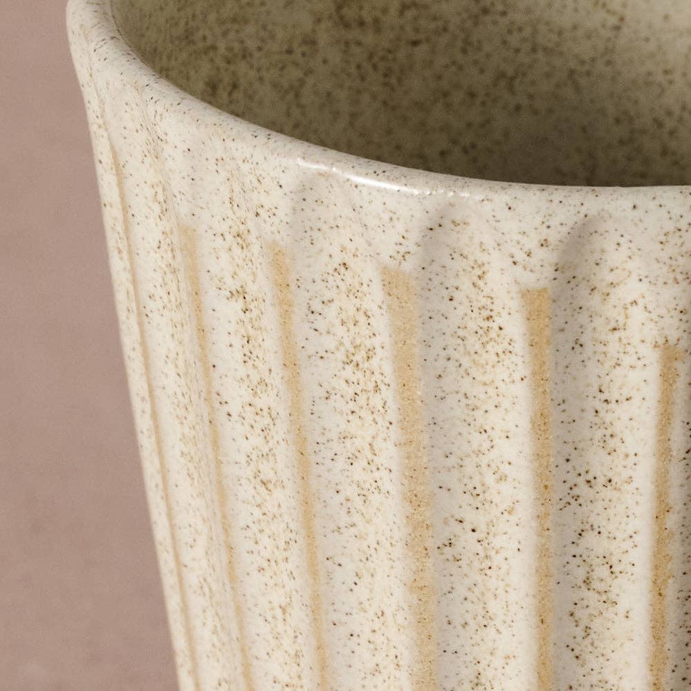 Sundara Fluted Ceramic Mug - Oatmeal