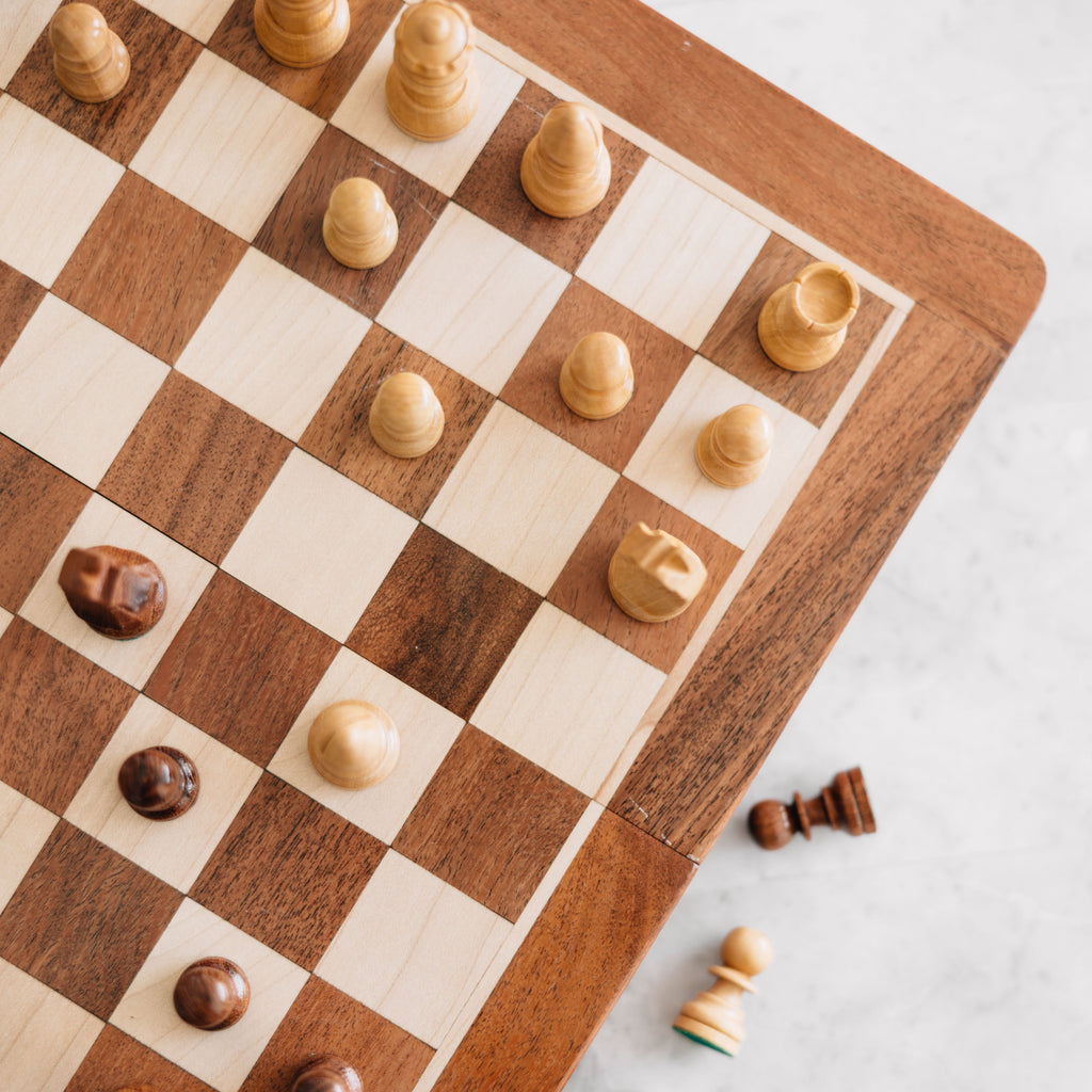 Chess folding case wood 12sq browns