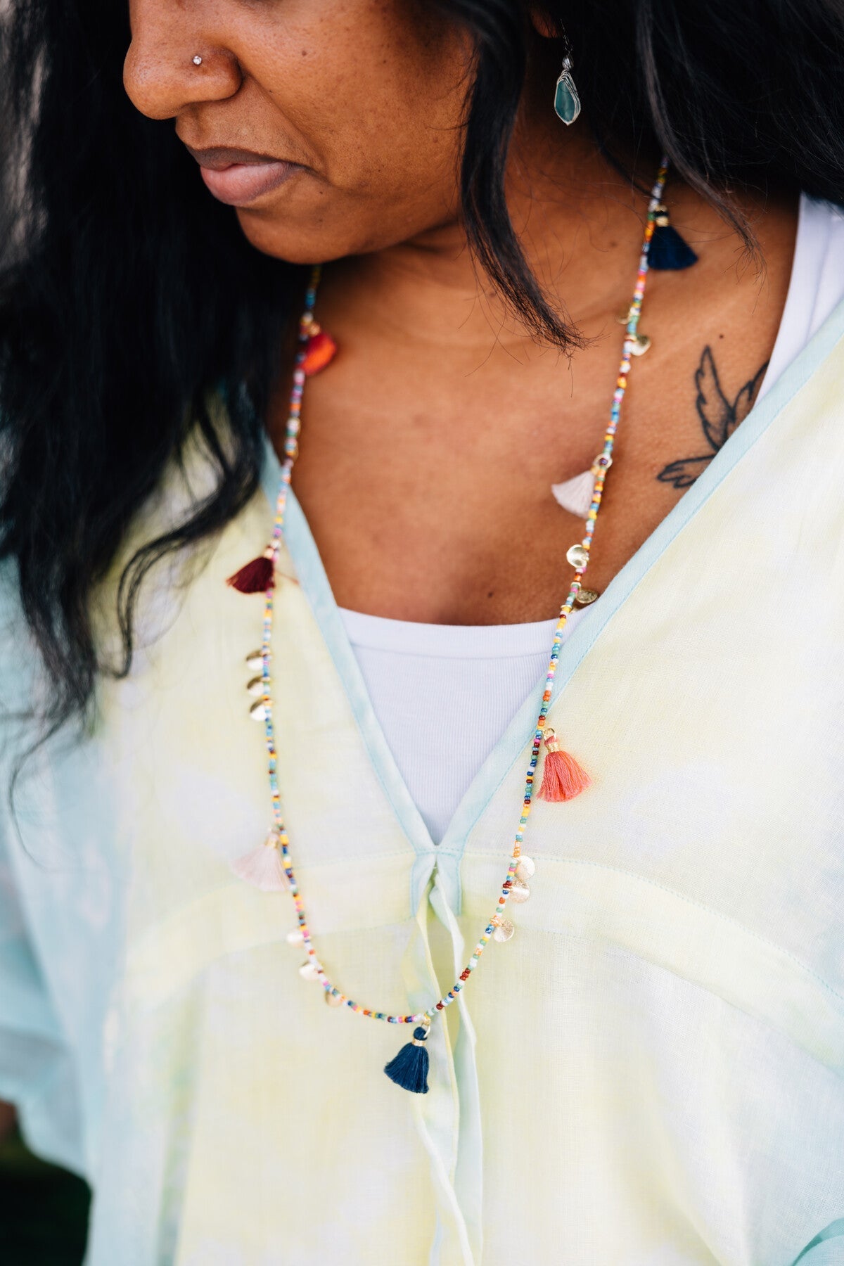 Necklace bead/disc/tassels glass/string 34L multi