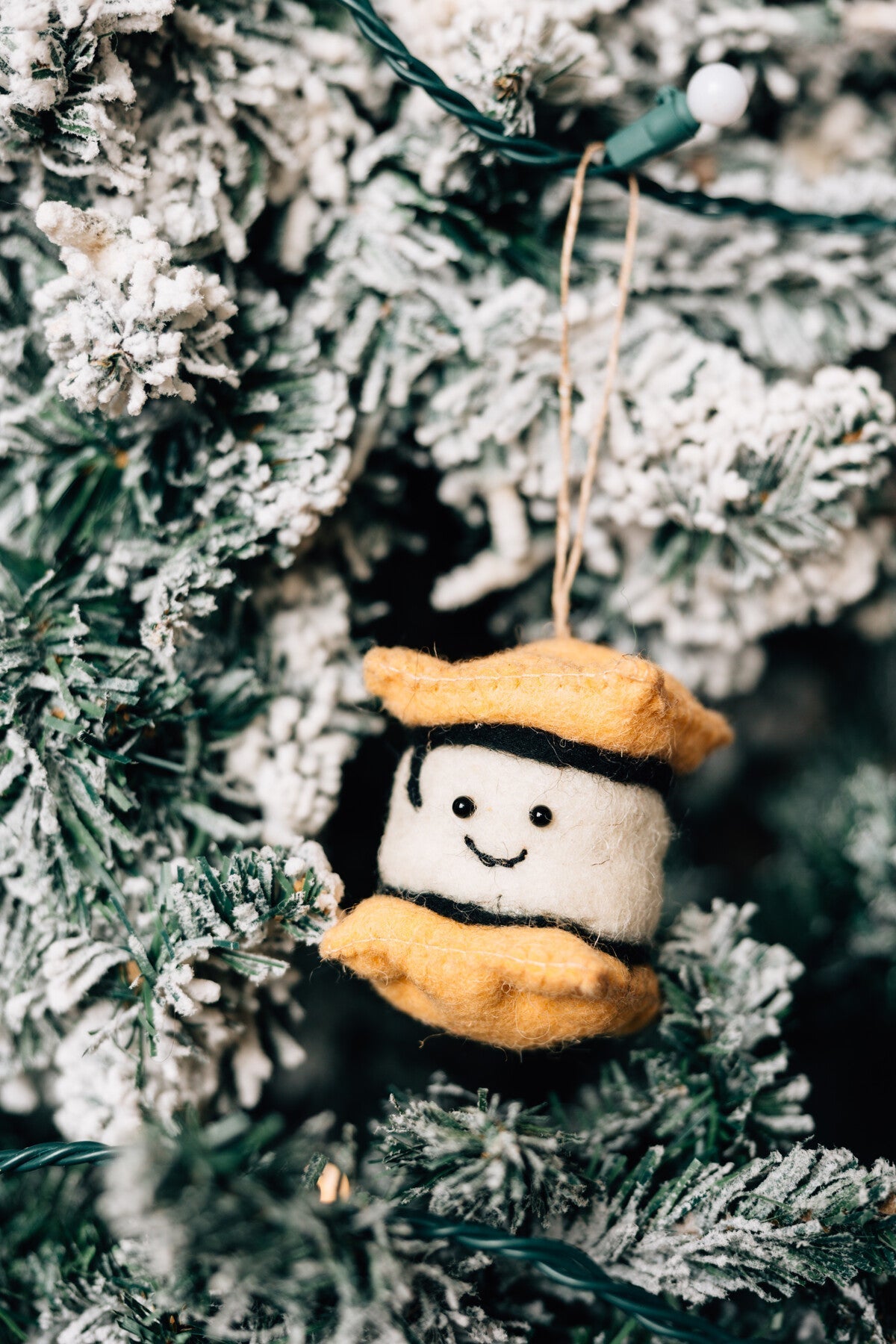 Ornament s'more M/2 stuffed felt 2.5sqx3H tan/wht