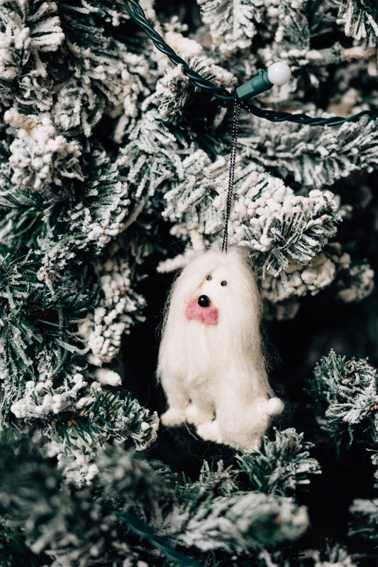 Ornament dog yeti M/3 wool 4H white/pink