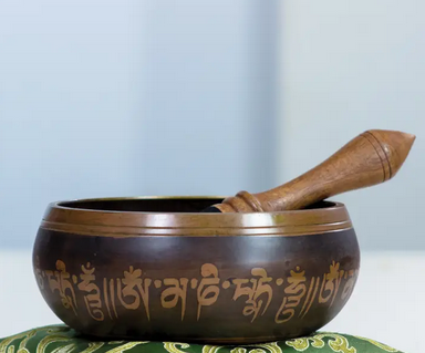 5.5" Singing Bowl, "Om"