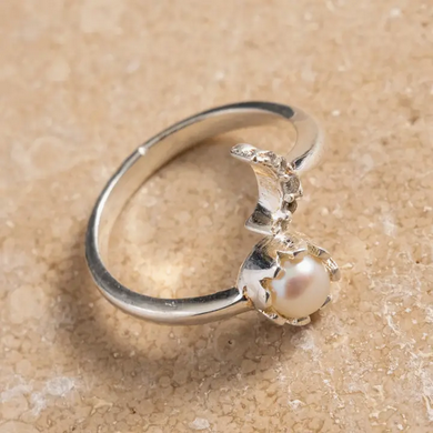 "Vidula" Sun & Moon Ring
