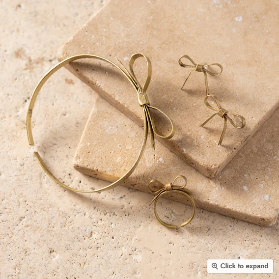 "Dorada" Bronze Bow Earrings
