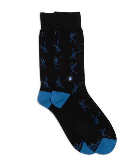 Socks That Give Books, Medium