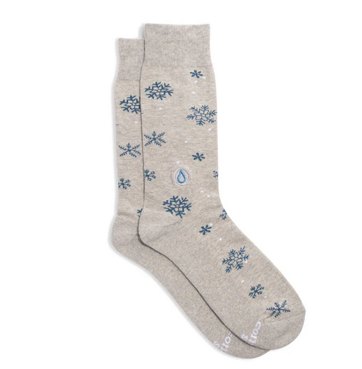 Socks That Give Water, Medium