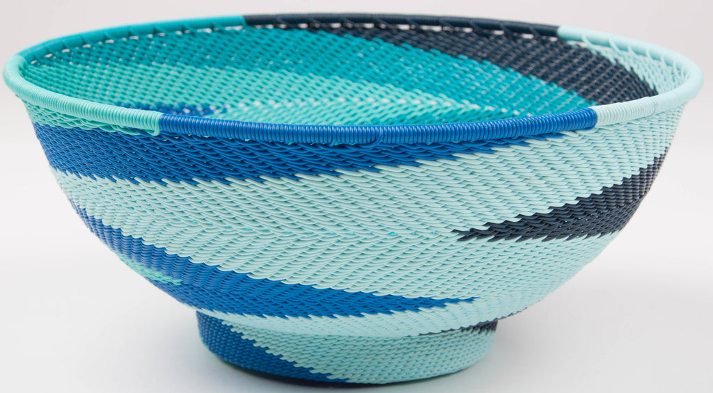 Large Round with Base Zulu Wire Basket, Assorted Colors^