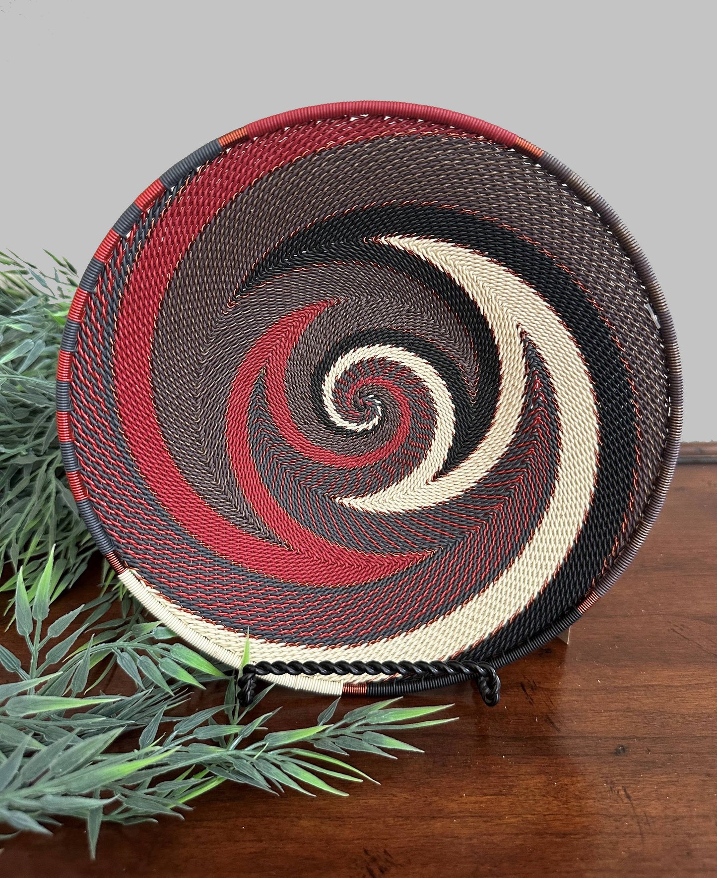 Mini Platter Zulu Wire Basket, Assorted Colors